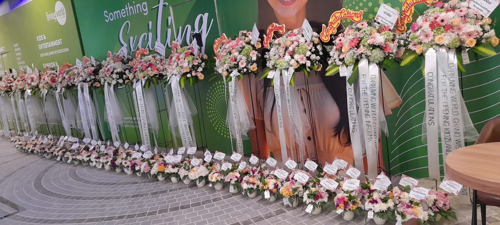 Grand Opening Mall Living World Grand Wisata Grand Opening Mall Living World Grand Wisata